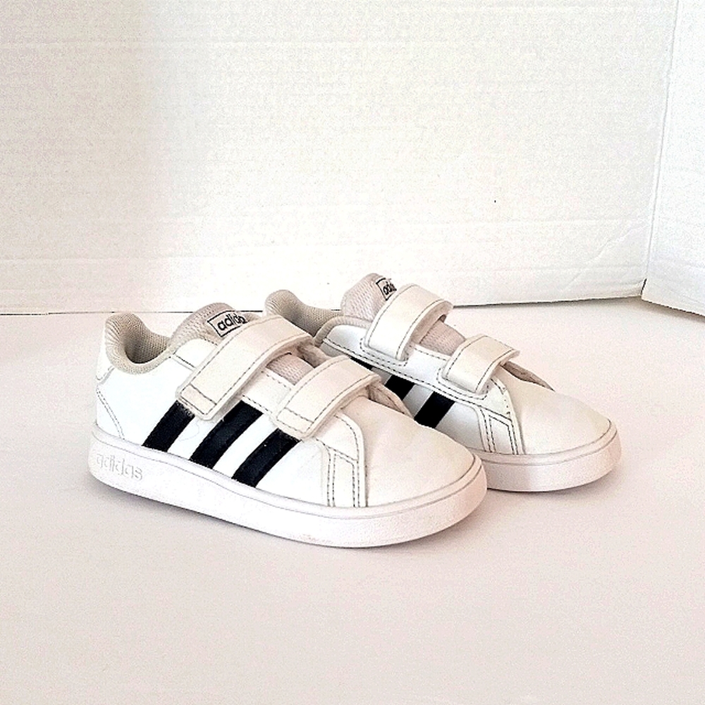 Puma kids cross strap court 2.0 sneakers size 8K